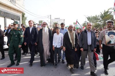  استاندار بوشهر: حضور حماسی مردم جلوه‌ای روشن از وحدت و اقتدار است