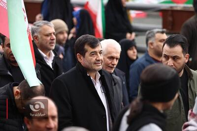  حضور دنیامالی وزیر ورزش و جوانان در مراسم راهپیمایی یوم‌الله ۲۲ بهمن