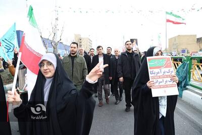  حضور پررنگ جامعه ورزش ایران در کنار مردم در راهپیمایی ۲۲ بهمن