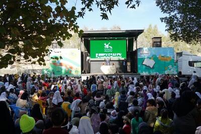  سفر تماشاخانه سیار کانون در دل آب‌های خلیج فارس