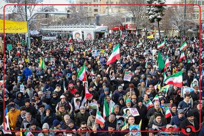  قابی از حضور حماسی مردم مشهدی در راهپیمایی ۲۲ بهمن