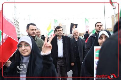  محمد شروین اسبقیان در راهپیمایی ۲۲ بهمن: این صدای ملت قهرمان ایران در ۲۲ بهمن است