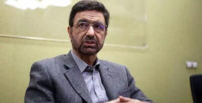  ناو هواپیمابر آمریکایی آبراهام لینکلن ۴۰۰ کیلومتر عقب نشست