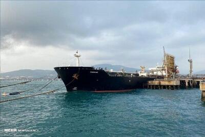  واشنگتن از توقیف نفتکش‌های حامل نفت ایران عقب‌نشینی کرد؟