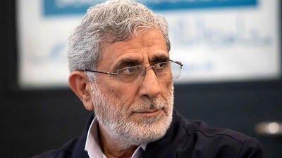  حضور سردار قاآنی در راهپیمایی ۲۲ بهمن + عکس