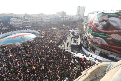  چند میلیون نفر در راهپیمایی ۲۲ بهمن شرکت کردند؟