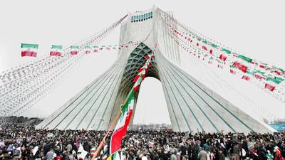  تصویر هوایی از حضور گسترده مردم تهران در راهپیمایی ۲۲ بهمن +ویدیو