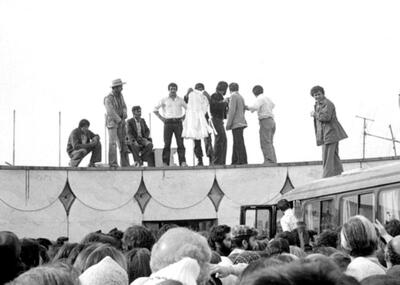  حراج لباس‌های شمس پهلوی، خواهر شاه در کرج!