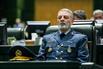  حضور سرلشکر موسوی در مراسم راهپیمایی ۲۲بهمن