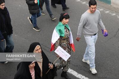  رندان سلامت می‌کنند