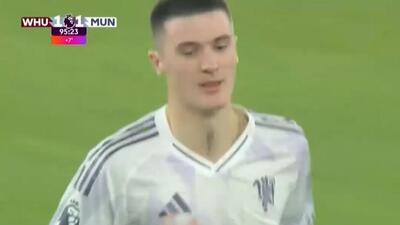  گل اول منچستریونایتد به وستهم یونایتد (بنجامین ششکو در دقیقه 96)