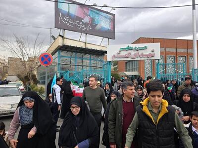  تابوت فرماندهان آمریکایی در راهپیمایی ۲۲ بهمن