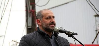  ملت ایران پشت انقلاب و رهبری ایستاده است