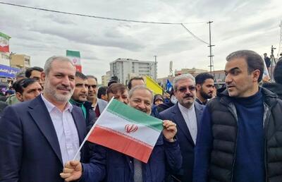  حضور وزیر آموزش و پرورش در راهپیمایی ۲۲ بهمن