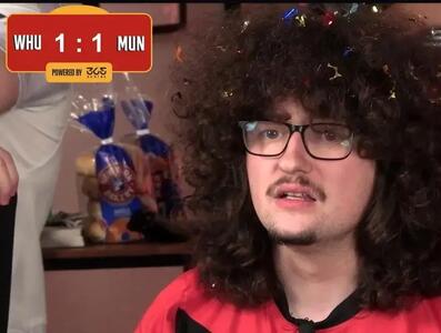  انتظار ۵۰۰ روزه هوادار مو بلند یونایتد برای پیروزی و اصلاح!