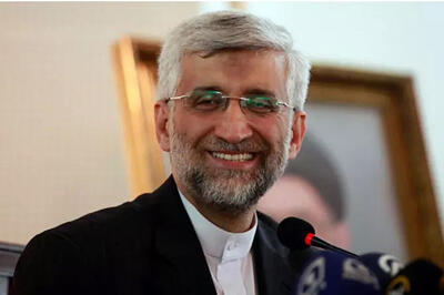  حضور جلیلی در راهپیمایی ۲۲ بهمن