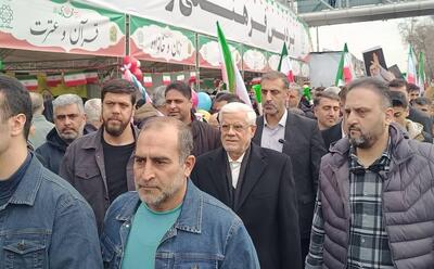  عارف: خدمتگزاری به مردم افتخار است/ حل مشکل معیشت اولویت نخست دولت