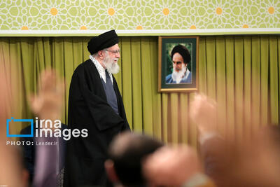  خانواده شهدا و ایثارگران بر عهد و پیمان خویش تا آخرین نفس با رهبری معظم انقلاب تاکید کردند