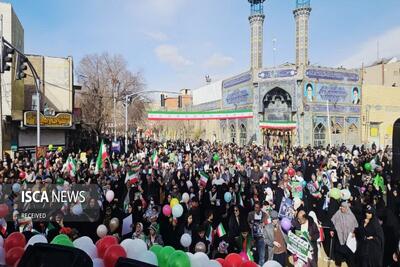  راهپیمایی یوم الله ۲۲ بهمن در نجف‌آباد