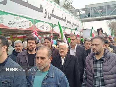  عارف: اولویت ما حل مسائل معیشتی مردم است 