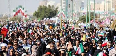  یک خانم در راهپیمایی امروز: موهایم بیرون است اما وطن فروش نیستم