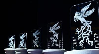  منوچهر شاهسواری در اختتامیه جشنواره فیلم فجر: مبادا که تجلی‌گر ناامیدی در دل‌های مردم این سرزمین باشیم