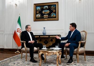  اگر آمریکایی‌ها علیه ما اقدام کنند، هر آنچه در منطقه دارند، هدف حمله قرار خواهد گرفت/ به هیچ عنوان حاضر به پذیرش گفتگو بر سر مسائل موشکی نیستیم