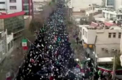  تصاویر هوایی‌ از جمعیت بی‌سابقه راهپیمایی قم