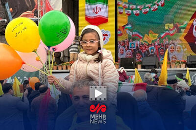  حضور پرشور مردم در تقاطع خیابان بهبودی تهران