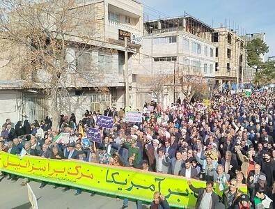  حضور پرشور مردم بردسکن در راهپیمایی ۲۲ بهمن