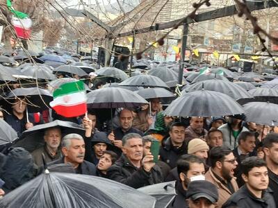  حضور سنندجی‌ها در راهپیمایی ۲۲ بهمن