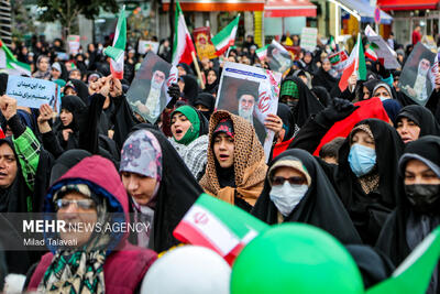  قاب های ماندگار از حضور حماسی فومنی ها در ۲۲ بهمن