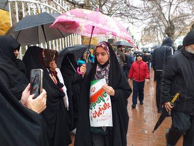  راهپیمایی باشکوه دیار گروس در ۲۲ بهمن ماه