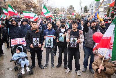  حضور پررنگ دهه نودی‌های استان سمنان در راهپیمایی ۲۲ بهمن