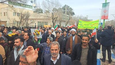  راهپیمایی باشکوه ۲۲ بهمن در اردستان؛ تجلی وحدت، ایمان و ایستادگی مردم