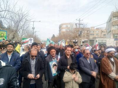  حضور پرشور مردم بجنورد در راهپیمایی ۲۲ بهمن 