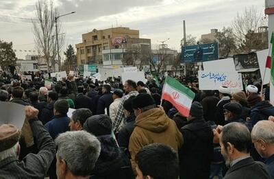  حماسه حضور مردم شیروان در راهپیمایی ۲۲ بهمن