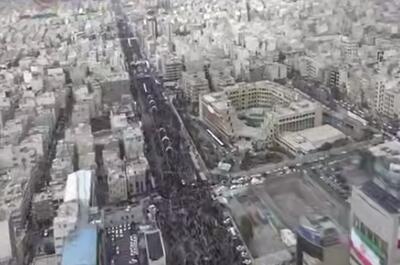  تصاویر هوایی از حضور مردم تهران در راهپیمایی ۲۲ بهمن امسال