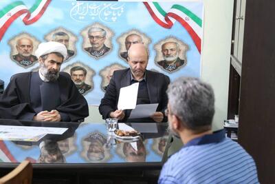  دیدار رئیس کل دادگستری استان قزوین با تعدادی از مددجویان زندان مرکزی 