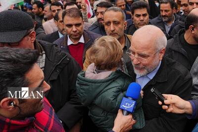  قالیباف: حضور مردم در ۲۲ بهمن مشت محکمی به دهان دشمنان بود