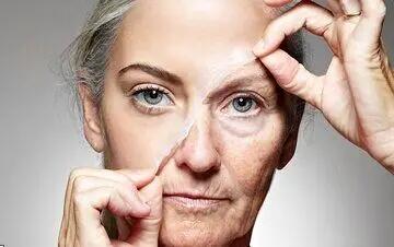  این خوراکی‌ها پوست شما را جوان‌تر می‌کنند