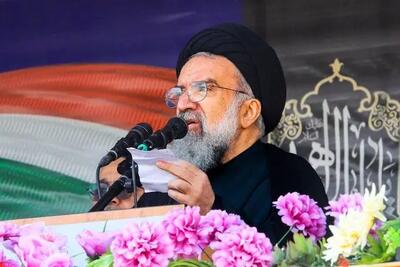  امام جمعه موقت تهران: تنها راه، مقاومت است