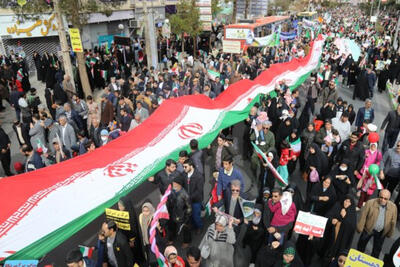  ایران در قاب وحدت؛ 22 بهمن با حضور میلیونی مردم رقم خورد