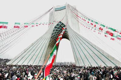  ققنوس امید از خاکستر جنگ ادراکی دشمنان اوج گرفت