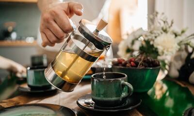  6 نوشیدنی و دمنوش برای خواب بهتر