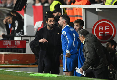  ملاقات مهم آربلوا و کارواخال برای پایان اختلاف رختکن رئال مادرید - پارس فوتبال