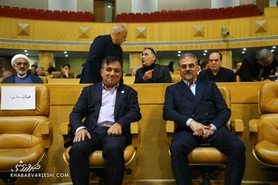  سفر مدیر خبرساز استقلال به دبی  - پارس فوتبال