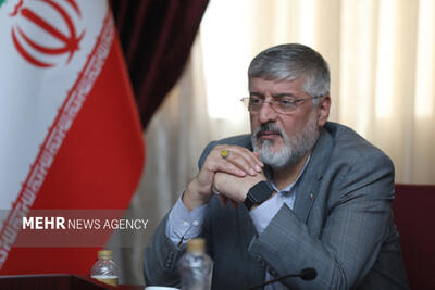  پولادگر: حضور مردم یک موج دشمن شکن است - پارس فوتبال