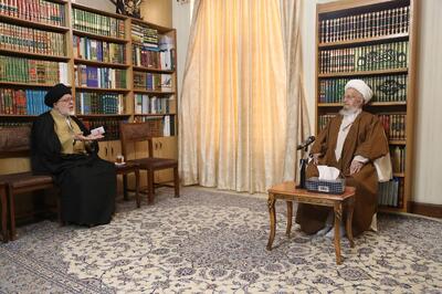  حضرت آیت الله مکارم شیرازی: «بخشی از ناآرامی‌ها و آسیب‌های اجتماعی ناشی از مسائل اقتصادی است»