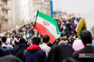  مسئولان باید با عمل صادقانه، شفافیت و اولویت دادن به منافع ملی، برای حل مشکلات مردم بیشتر بکوشند